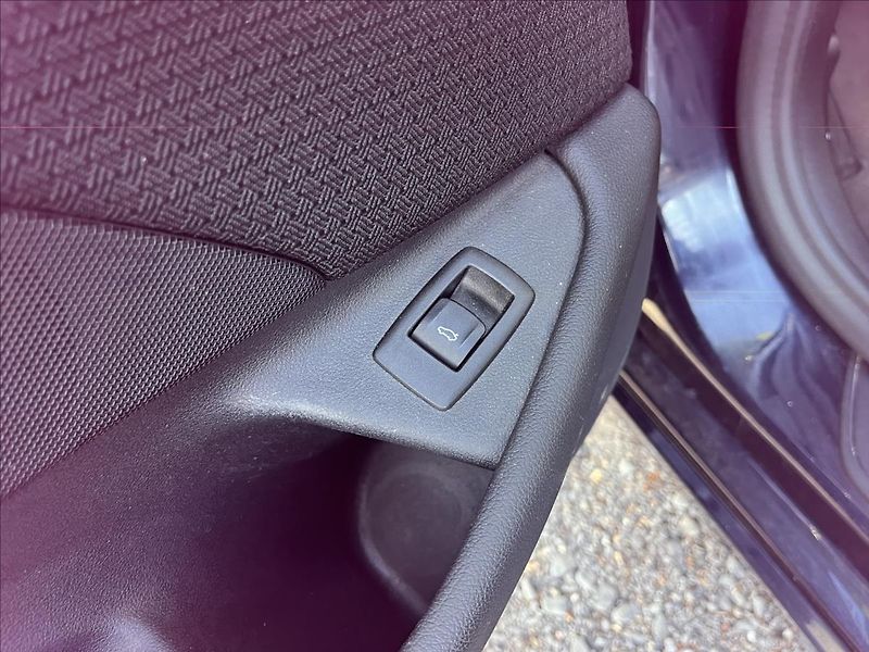 BMW Řada 5 2,0 d 140kW  Navi,LED,Kamera - fotka 15 z 45