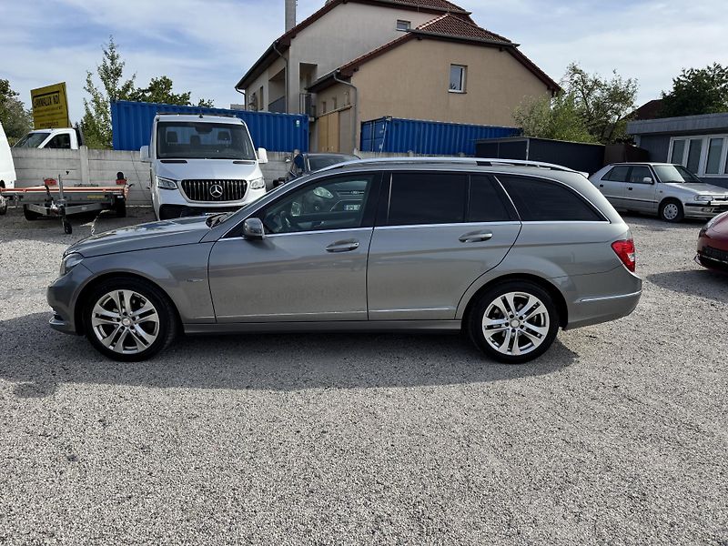 Mercedes-Benz Třídy C (2011) 1.8i C180 115Kw Automat - fotka 4 z 22