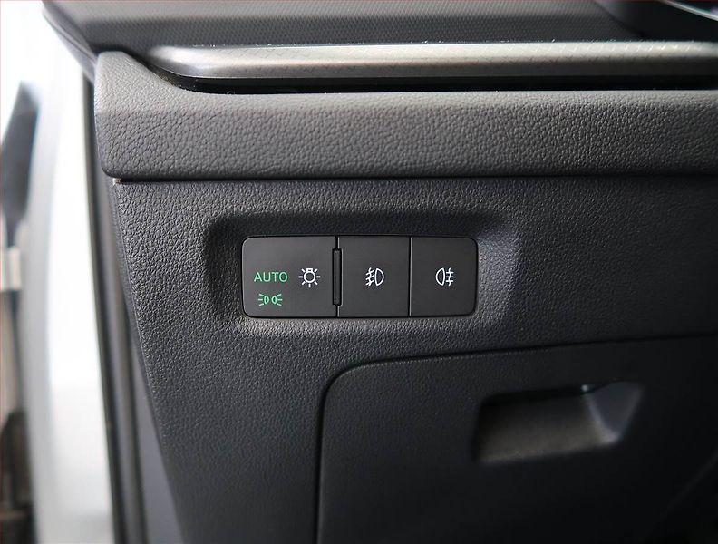 Škoda Octavia (2022) Ambition 2.0 TDI, ČR,1.maj - fotka 23 z 24