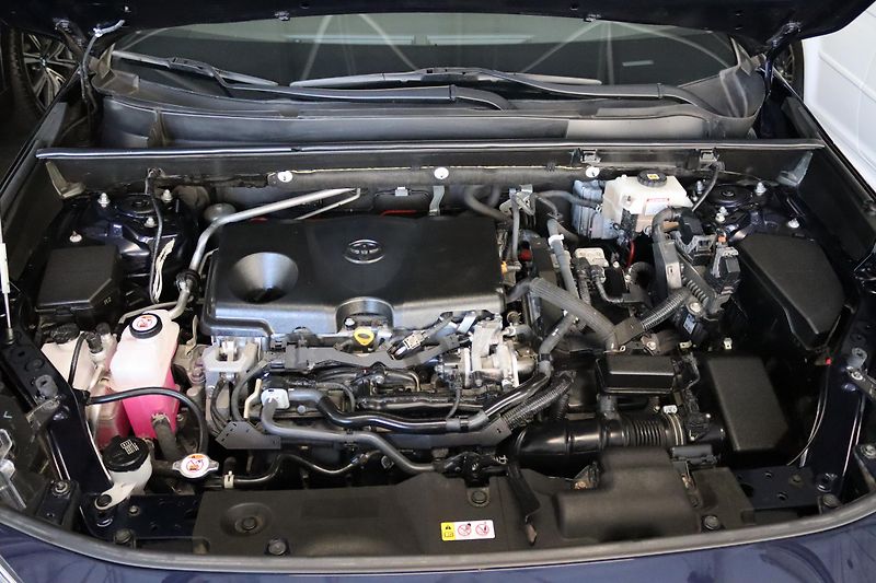 Toyota RAV4 2.5 HYBRID CVT 131kW - fotka 48 z 50