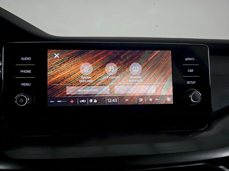 Škoda Octavia (2022) 1.5CNG TSi DSG 96kW ACTIVE PLU - fotka 17 z 35