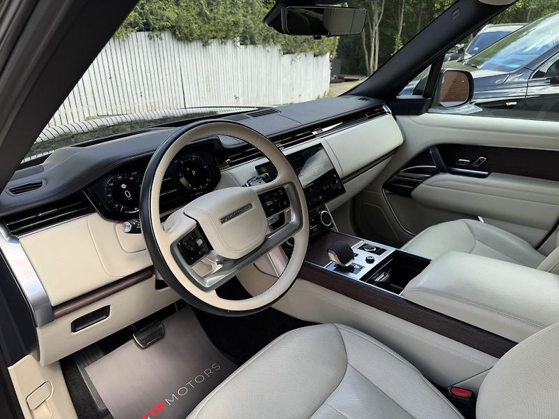 Land Rover Range Rover D300-AUTOBIOGRAPHY-R22-ČR - fotka 11 z 41