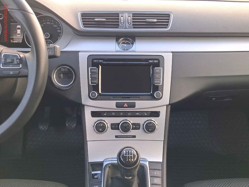 Volkswagen CC (2013) 2.0 TDi, ČR, AC, bixen - fotka 12 z 18