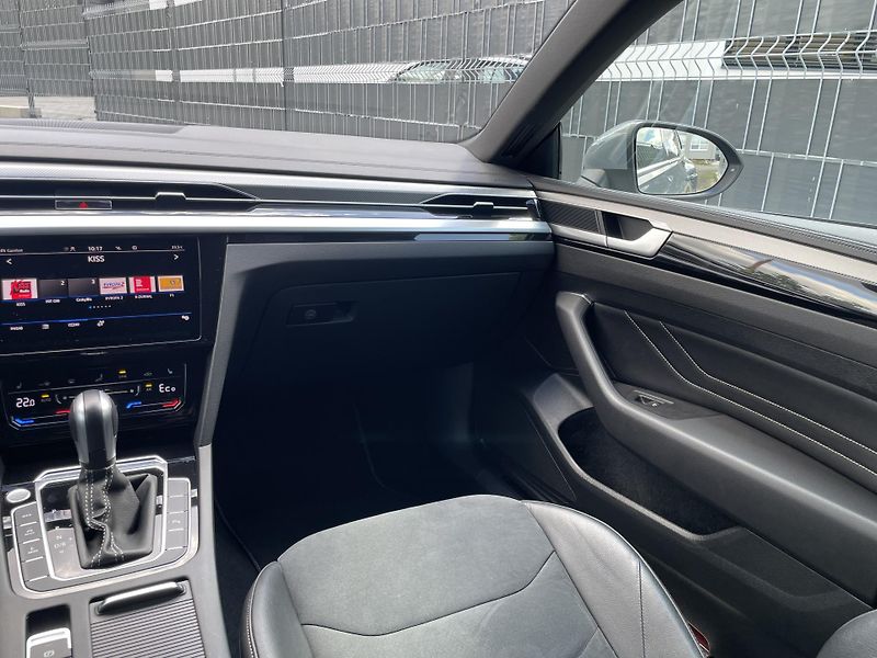 Volkswagen Arteon Shooting Brake (2022) 1.4 TSI E-HYBRID R-LINE DSG - fotka 15 z 38