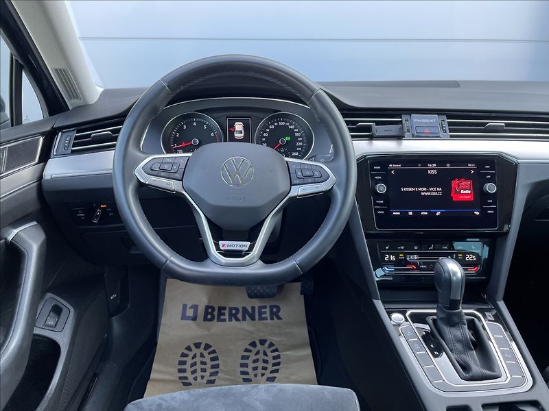 Volkswagen Passat 2,0 TSI 200KW 4X4 DSG ČR. - fotka 10 z 29