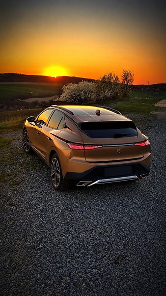 DS Automobiles DS4 (2022) - fotka 1 z 3