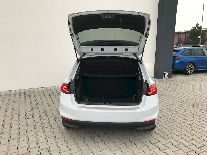 Škoda Fabia (2024) STY PLUS TS 81/1.0 M6F - fotka 6 z 25