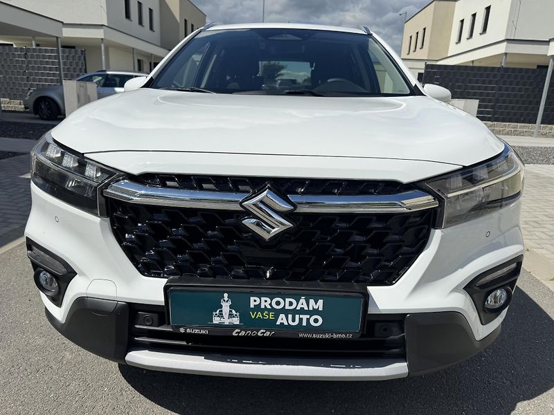 Suzuki S-Cross 1.4 BoosterJet Premium 1maj ČR - fotka 13 z 36