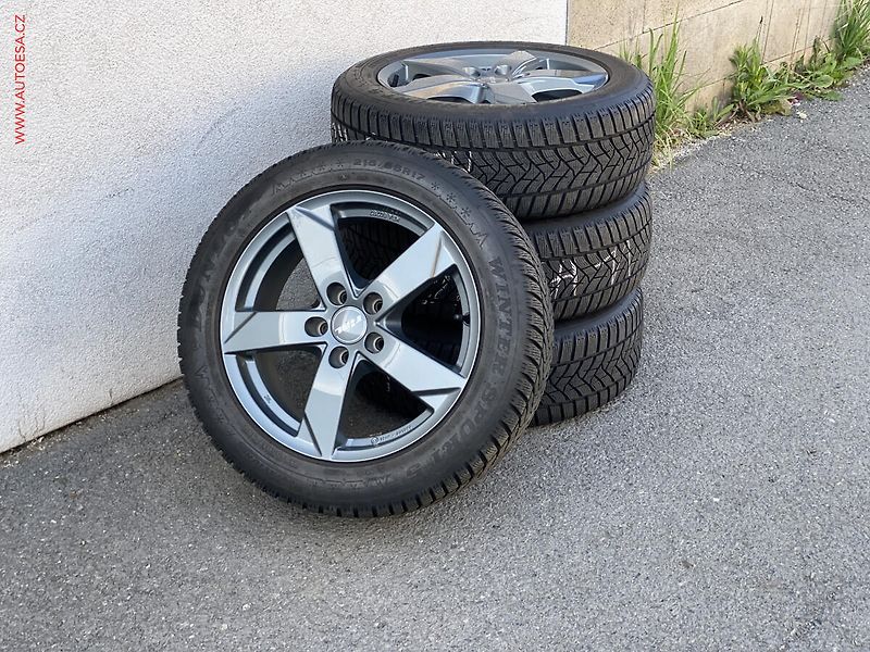 Škoda Karoq (2018) 2.0 TDi 4x4, Style, +ALU - fotka 16 z 16