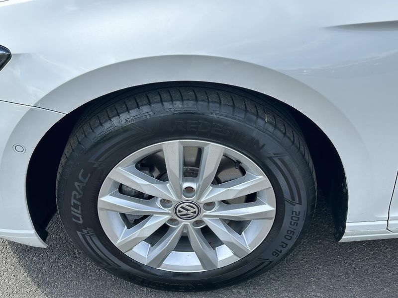 Volkswagen Passat (2020) 1.5TSI/110kW *DSG * LED*  - fotka 42 z 43