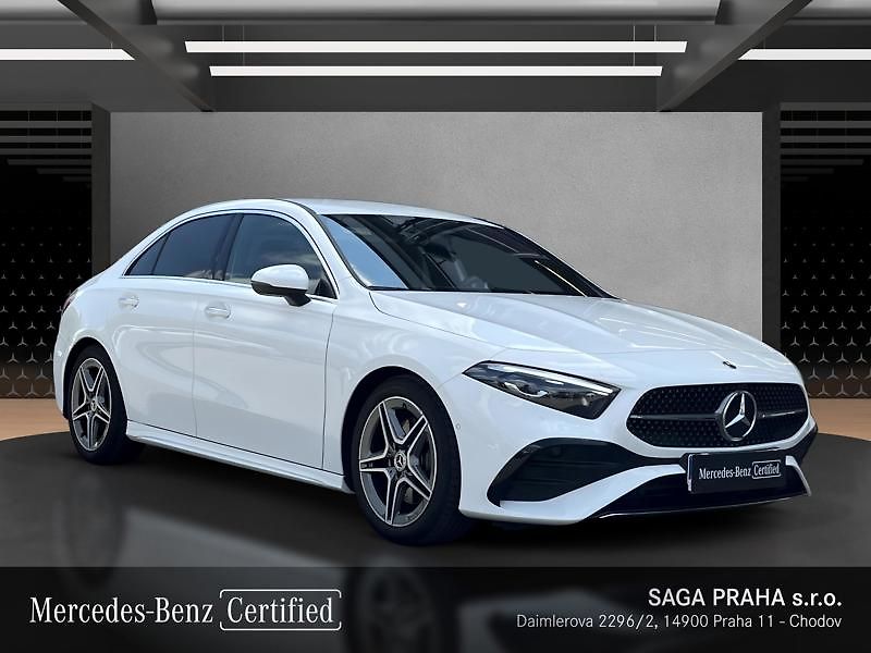Mercedes-Benz Třídy A A-Třída 220 d sedan AMG Stylin - fotka 8 z 21