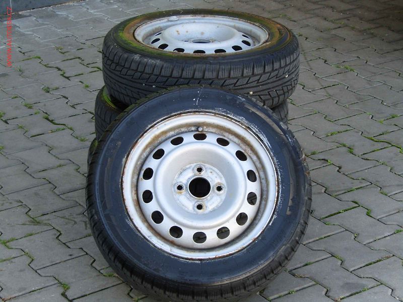 Honda City (2006) 1.4i, 1.maj,ČR, AC, STK9/28 - fotka 15 z 16