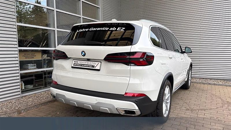 BMW X5 (2025) 30d VZDUCH 2VR SoftClose Tažné - fotka 9 z 11