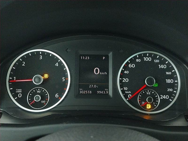 Volkswagen Tiguan (2014) 2.0 TDI, 4X4, Automat - fotka 11 z 17
