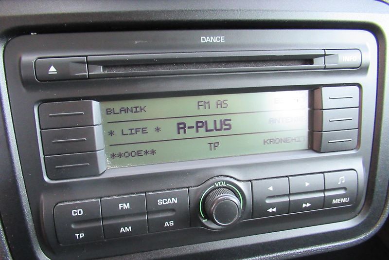 Škoda Roomster 1.4 TDi AUT. KLIMA SADA KOL - fotka 15 z 23
