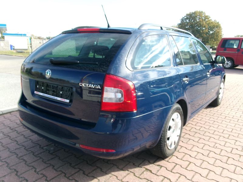 Škoda Octavia (2012) 1,2 TSI KLIMA  - fotka 8 z 25