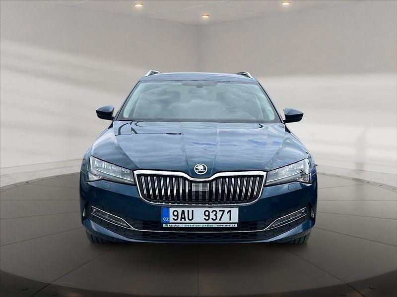 Škoda Superb 2,0 TDI 110 Style AT - fotka 2 z 11