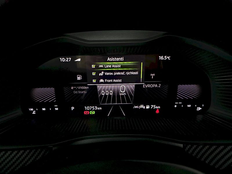 Škoda Scala (2024) 1.0TSI 85kW DSG MONTE CARLO TA - fotka 18 z 30