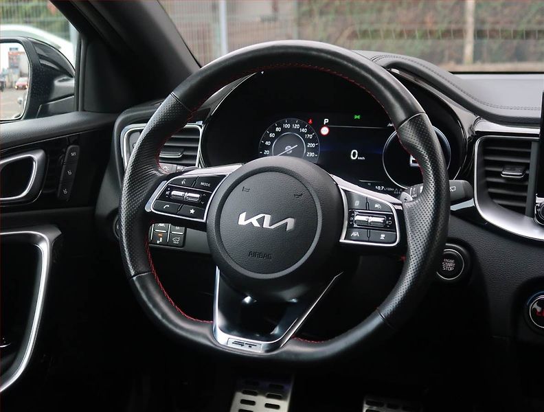 Kia Pro_Ceed (2024) GT 1.6 T-GDI - fotka 17 z 23