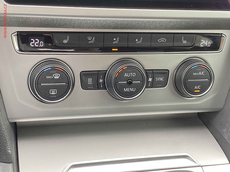 Volkswagen Passat (2017) 1.4 TSi, Comfortline, Webasto - fotka 15 z 17