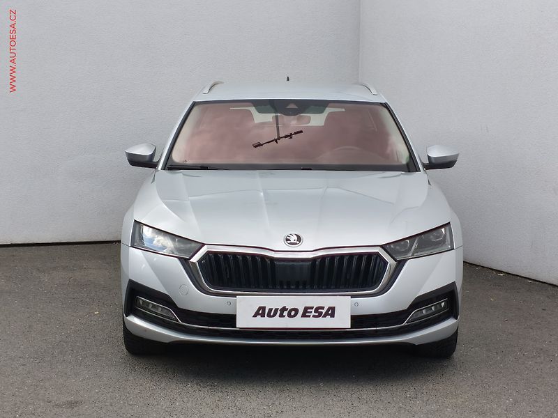 Škoda Octavia (2021) 2.0 TDi, ČR, Style, DSG - fotka 2 z 20