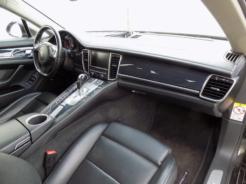Porsche Panamera (2013) 4S/Facelift/4x4/NAVI/ - fotka 17 z 43