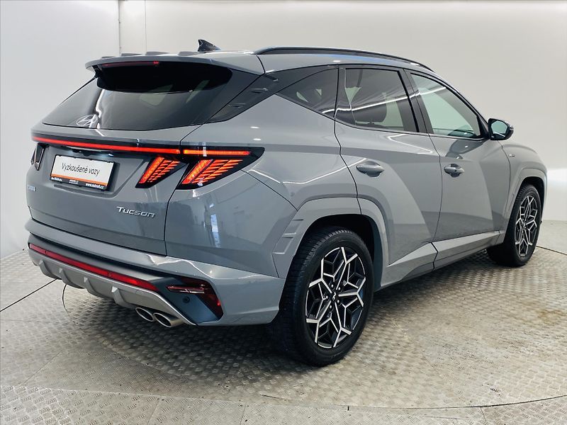 Hyundai Tucson 1,6 T-GDI N-line - fotka 2 z 24