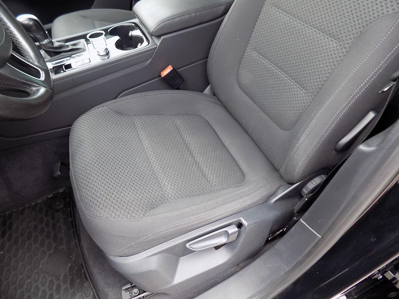 Volkswagen Touareg 3,0TDI 193 KW 4X4 DSG - fotka 23 z 51