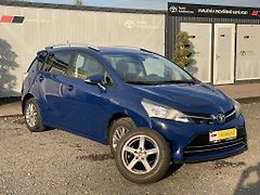 Toyota Verso 1.8i, ČR-1m, Trend, tažné - fotografie inzerátu