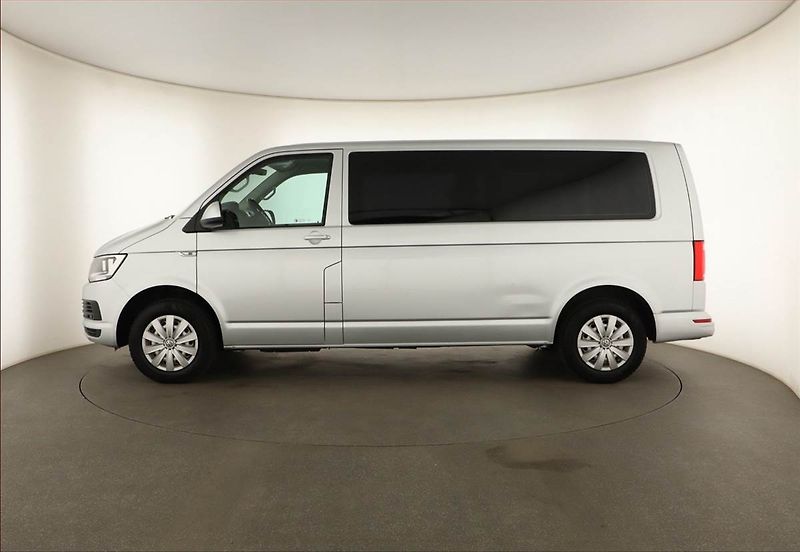 Volkswagen Caravelle (2017) Comfortline 2.0 TDI - fotka 3 z 17