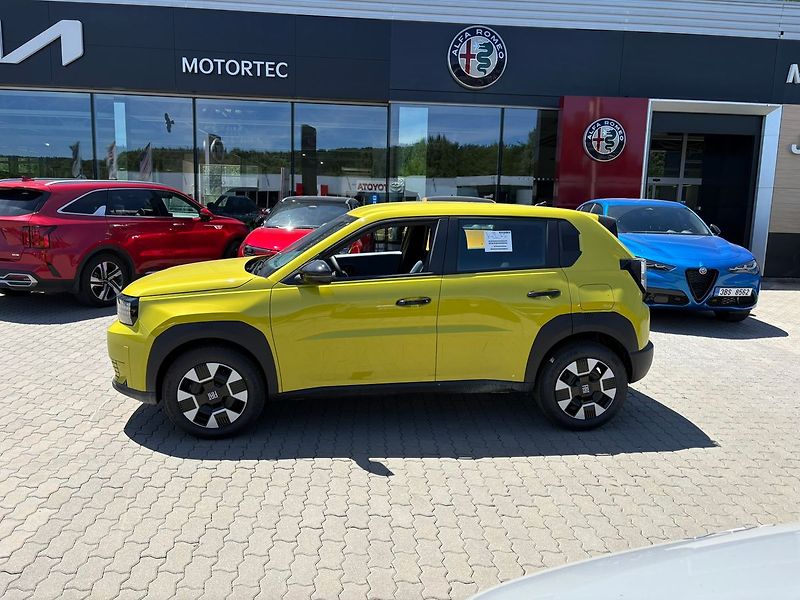 Fiat Grande Panda (2026) Icon 1.2 Turbo Hybrid 110k eDC - fotka 4 z 16