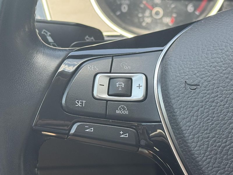 Volkswagen Passat (2015) B8 2.0TDi DSG Comfort+,el.kufr - fotka 31 z 52