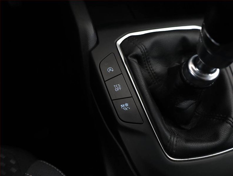 Ford Focus (2018) 1.0 EcoBoost, Serv.kniha, Navi - fotka 13 z 17
