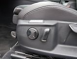 Volkswagen Passat (2016) Highline 2.0 TDI, Automat - náhled 20