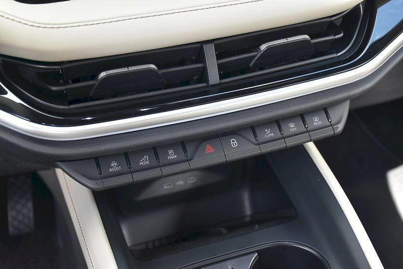 Škoda Enyaq (2026) Laurin & Klement 85x - fotka 45 z 50