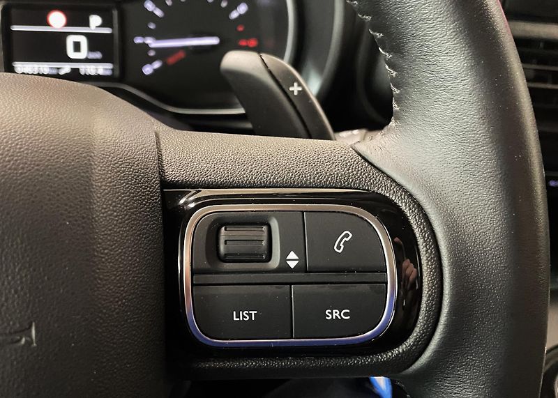 Citroën Berlingo 1.5 BlueHDi 130 S&S EAT8 - fotka 17 z 27