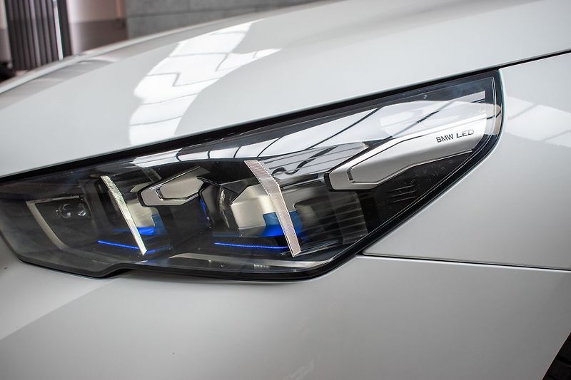 BMW Řada 5 540d xDrive ///M*HK*ČR*ZÁRUKA - fotka 53 z 58