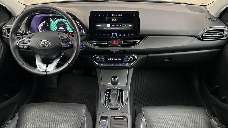 Hyundai i30 1.5 T-GDI Style Kombi - fotka 8 z 29