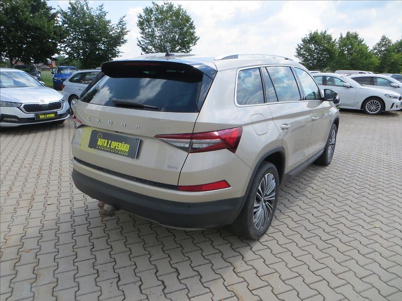 Škoda Kodiaq 2,0 TSI Style DSG 4x4 Tažné - fotka 9 z 30