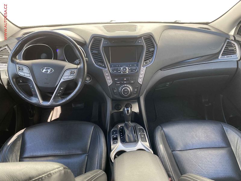 Hyundai Santa Fe (2014) 2.2 CRDi Grand 4WD, Premium - fotka 8 z 19