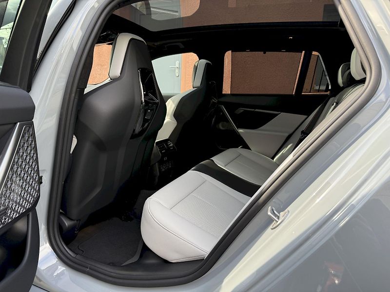 BMW M5 Touring Individual NEW Garance - fotka 22 z 55