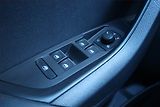 Škoda Karoq (2018) 2.0 TDI, 4X4, Automat, Kůže - náhled 23