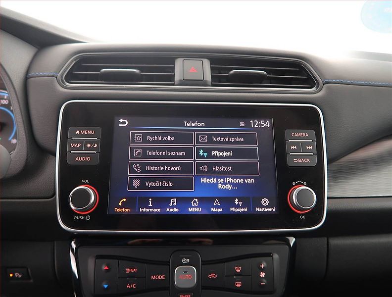 Nissan Leaf (2020) 62 kWh, SoH 87% - fotka 12 z 28