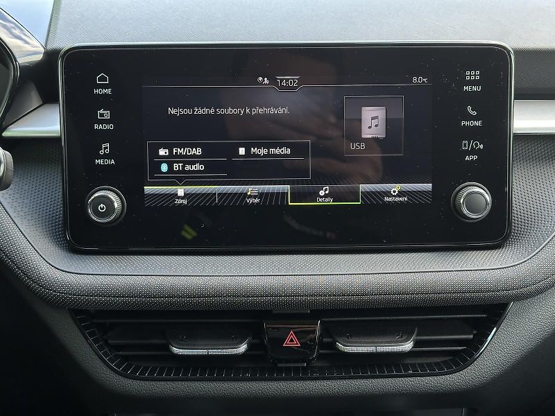 Škoda Fabia 1.0TSi Selection 95PS LED V.Co - fotka 23 z 37