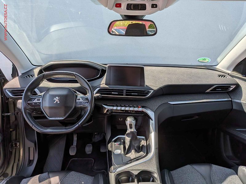 Peugeot 5008 (2017) 1.2PT, servis.kniha - fotka 12 z 19