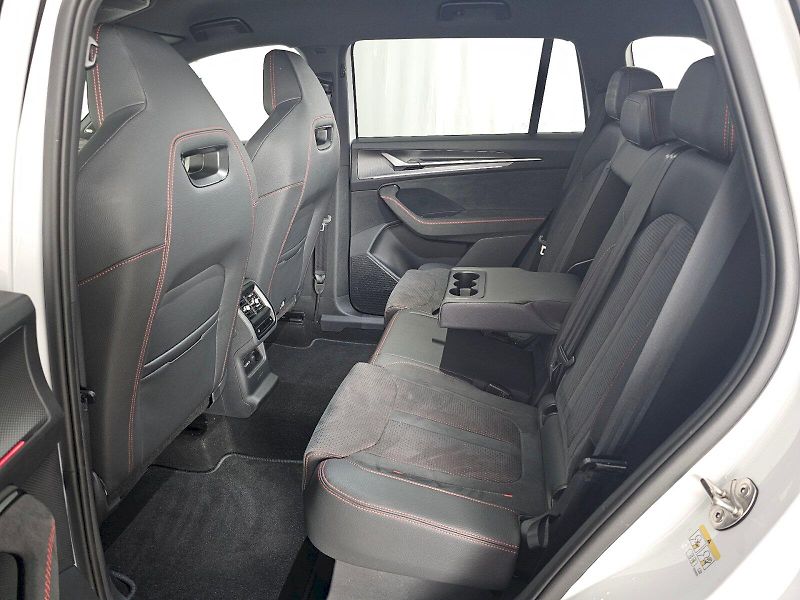 Škoda Kodiaq (2025) 2.0TSi 195kW 4x4 RS WEBASTO TA - fotka 7 z 35