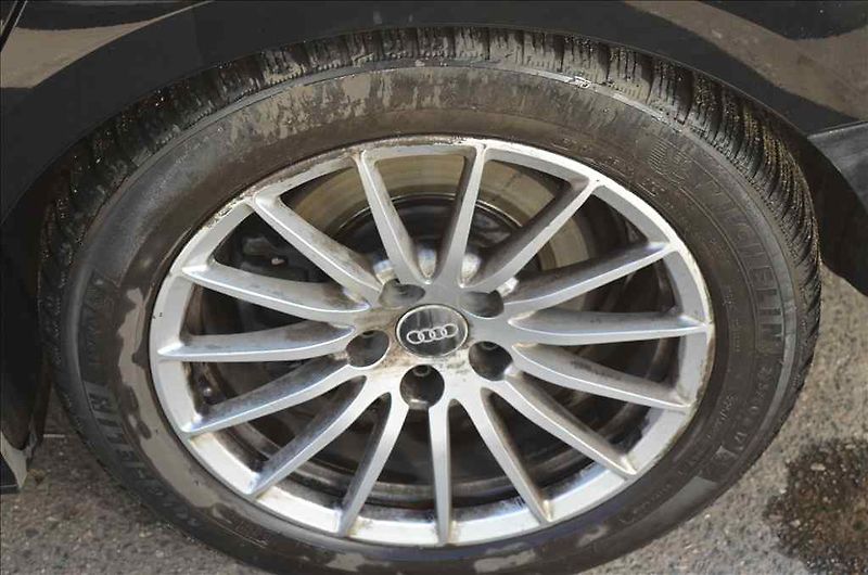 Audi A5 (2021) SPORTBACK 2,0 TDI AT - fotka 9 z 21
