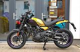 Royal Enfield (2026) Guerrilla 450 YELLOW RIBBON - náhled 4