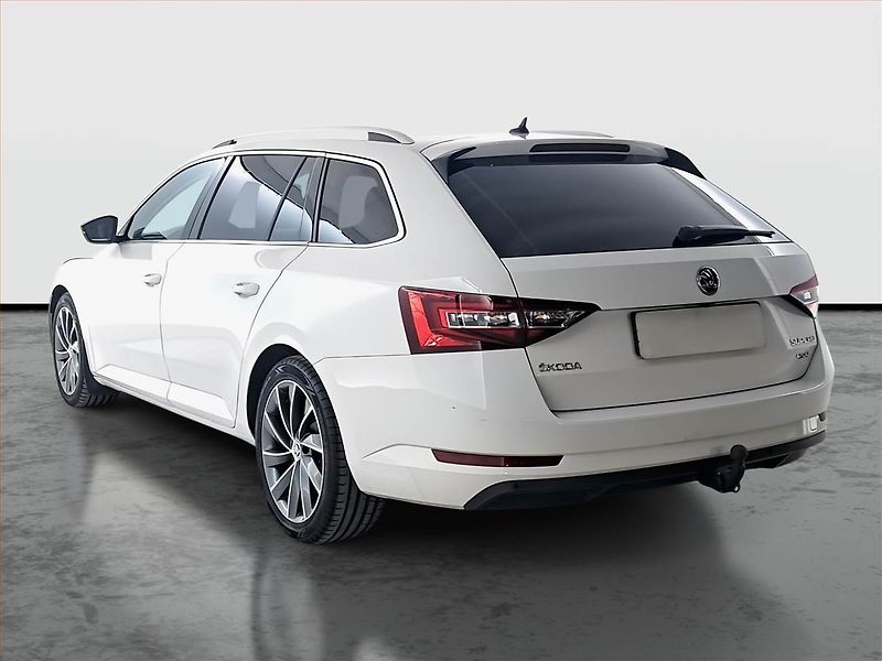Škoda Superb (2017) Laurin&Klement 2.0 TDI 4x4 - fotka 4 z 24
