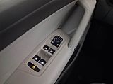 Volkswagen Touran (2016) Comfortline 2.0 TDI, Navi - náhled 18